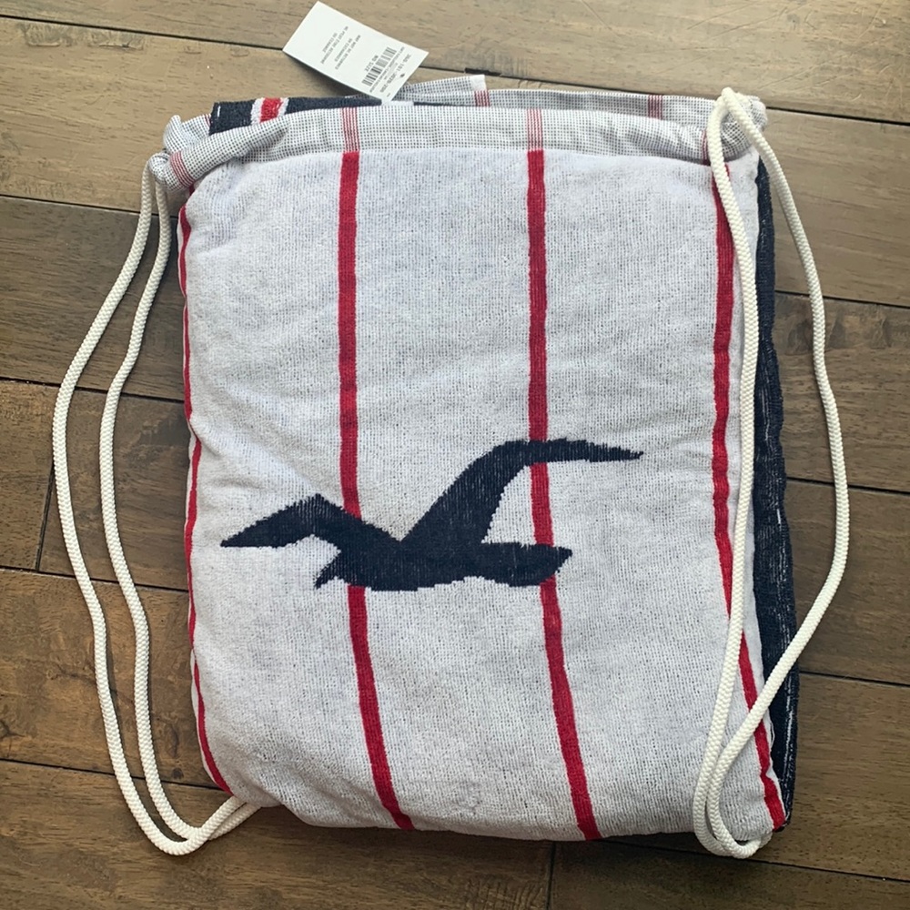 Hollister Beach Towel backpack